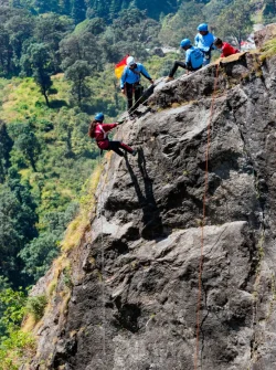Bara-Patthar-Five
