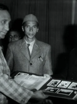Chief Minister of Uttar Pradesh Hon_ble MR. H. N. Bahuguna being shown an album of NTMC-min