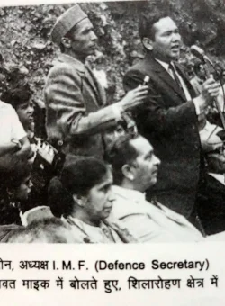 Mr. HCS Rawat, famous mountaineer addressing in a NTMC function. Defence Secretary and President of Indian Mountaineering Foundation Mr. Sarin sitting to his right.-min